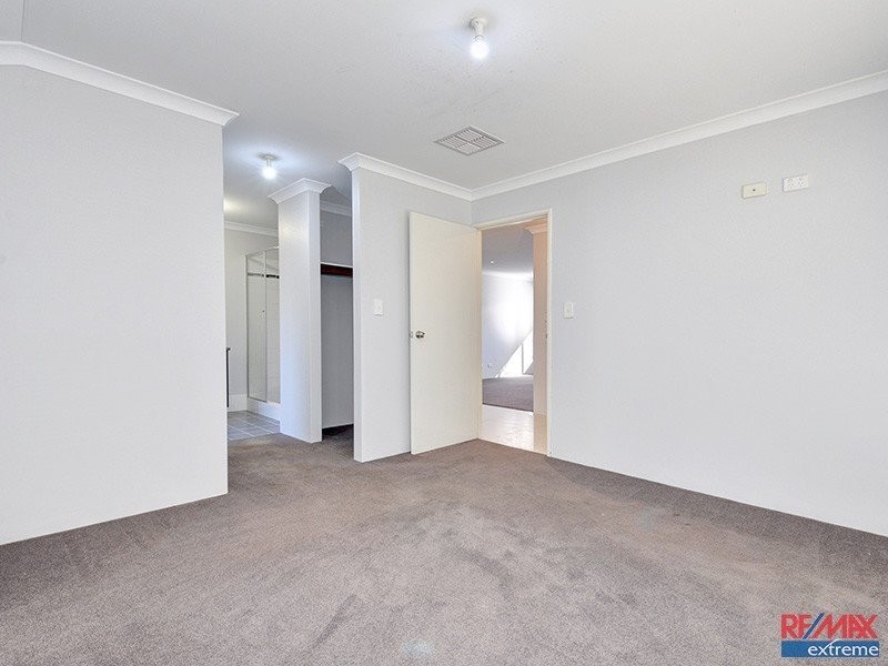 9 Saxicola Road, Banksia Grove WA 6031