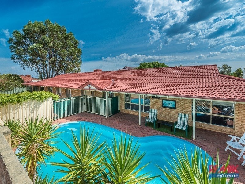 5 Peaceful Close, Marangaroo WA 6064