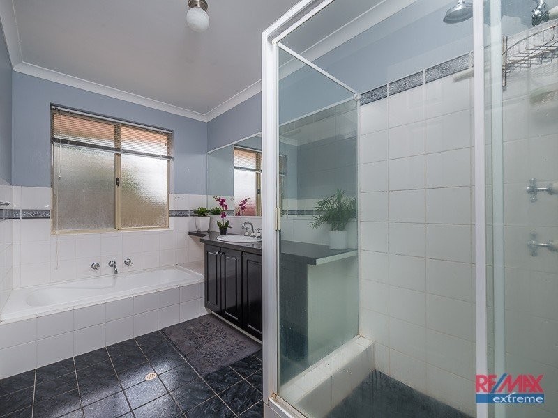 5 Peaceful Close, Marangaroo WA 6064