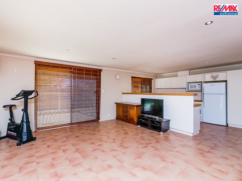 5 Penion Close, Heathridge WA 6027