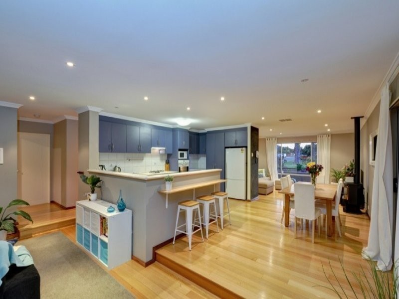 18 Stanford Road, Kallaroo WA 6025