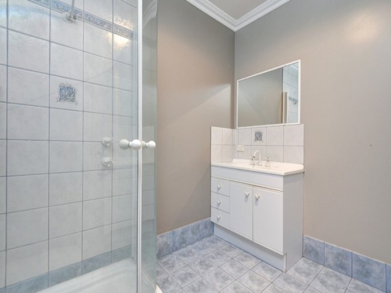 18 Stanford Road, Kallaroo WA 6025