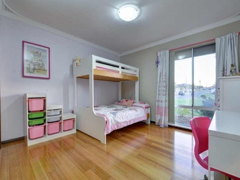 18 Stanford Road, Kallaroo WA 6025