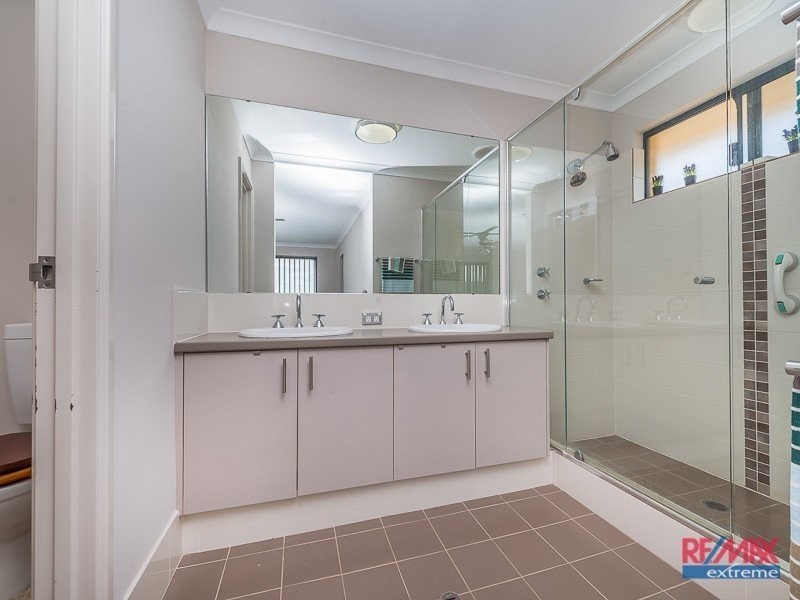 15 Cruiser Turn, Landsdale WA 6065