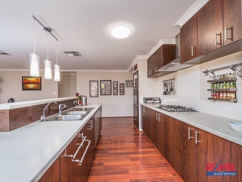 15 Cruiser Turn, Landsdale WA 6065