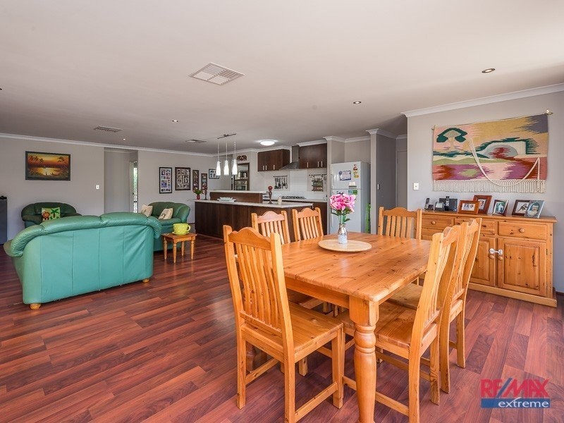 15 Cruiser Turn, Landsdale WA 6065