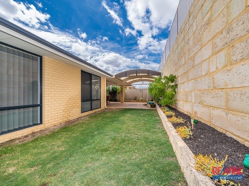 15 Cruiser Turn, Landsdale WA 6065