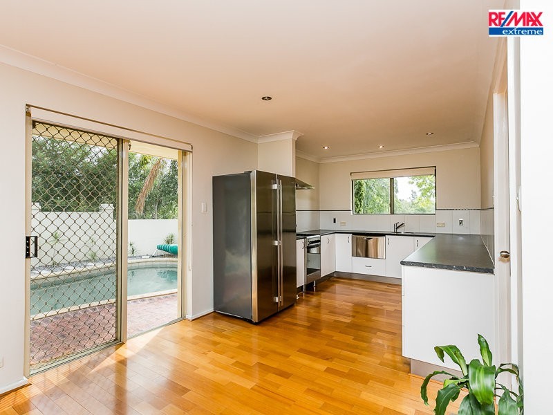 39 Drummer Way, Heathridge WA 6027