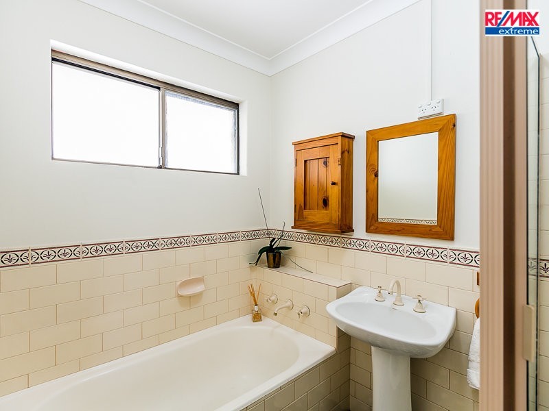 39 Drummer Way, Heathridge WA 6027
