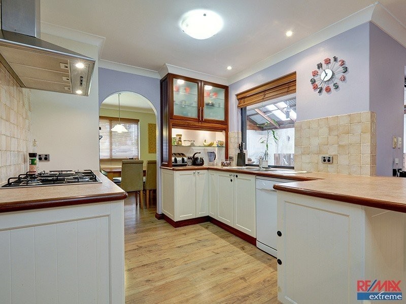 5 Woonan Street, Wanneroo WA 6065