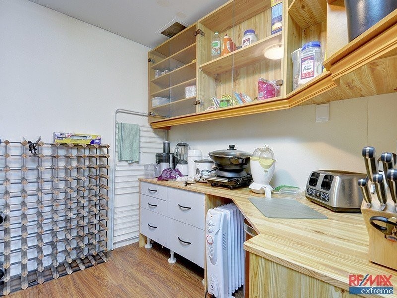 5 Woonan Street, Wanneroo WA 6065