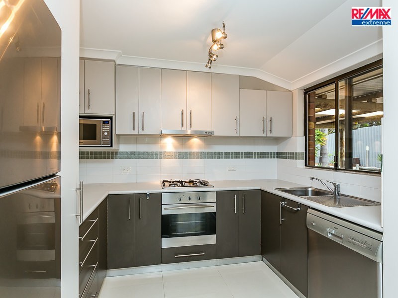 3 Peninsula Avenue, Heathridge WA 6027