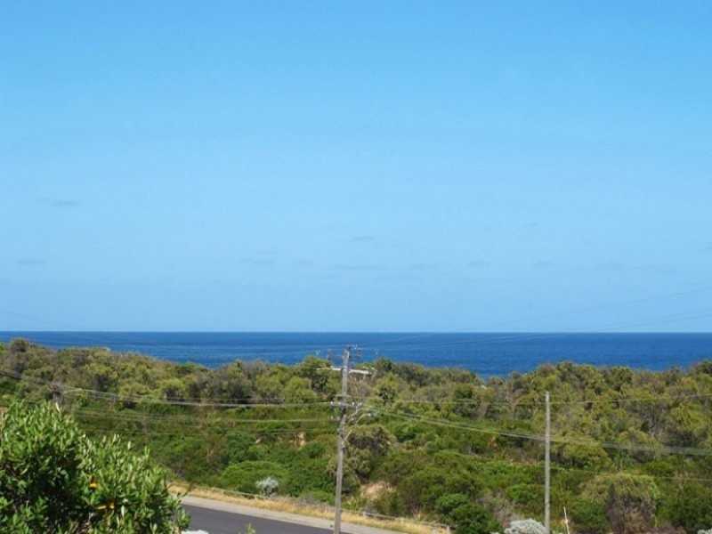 3 Periwinkle Place, Peppermint Grove Beach WA 6271