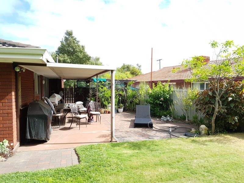 5 Barque Place, Kallaroo WA 6025
