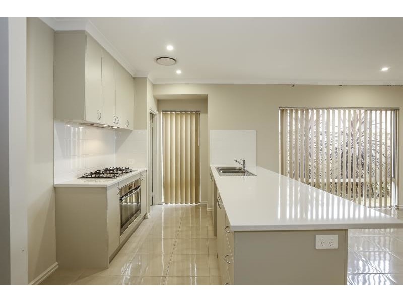 12 Altrincham Grove, Butler WA 6036