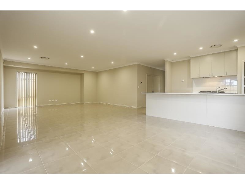 12 Altrincham Grove, Butler WA 6036