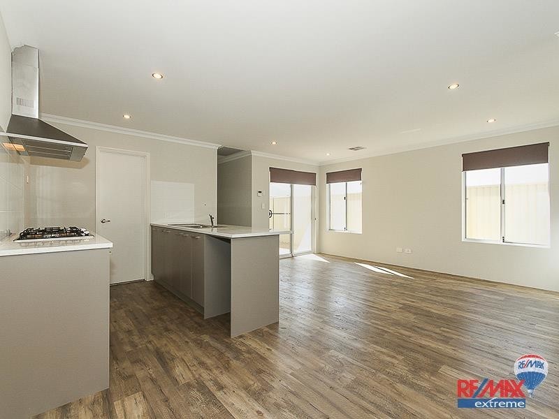 17 Bearing Way, Alkimos WA 6038