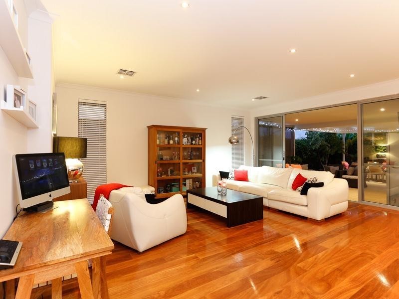 236 Benenden Avenue, Butler WA 6036