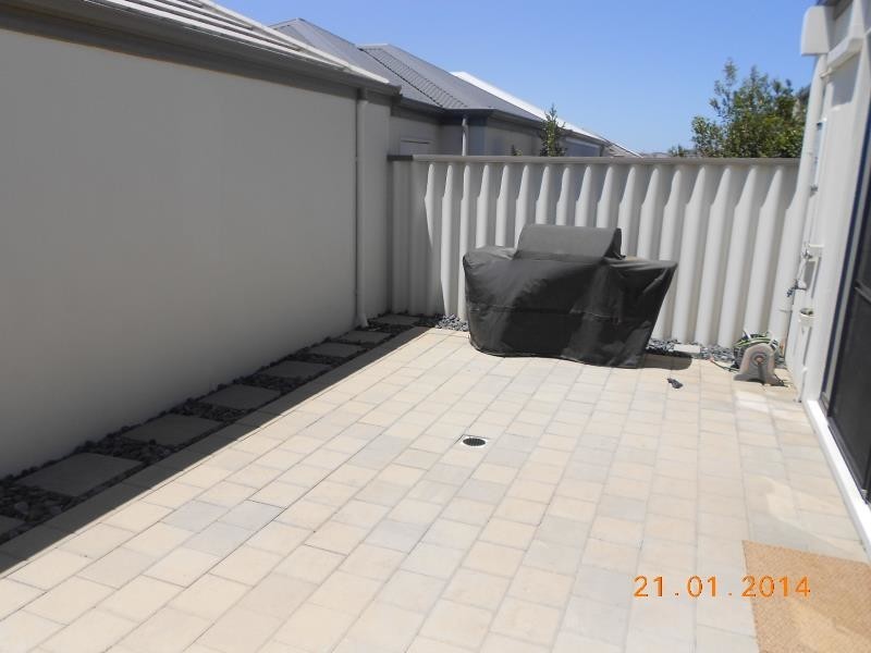 18 Portsalon Parkway, Butler WA 6036