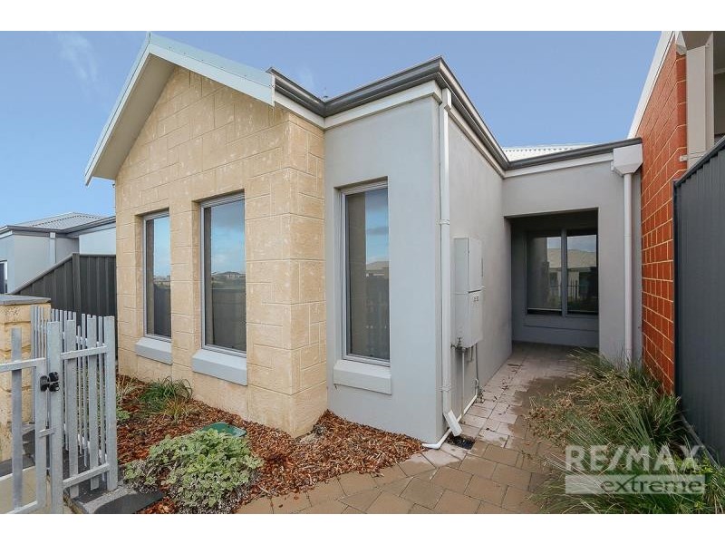 7 Cosmia Grove, Jindalee WA 6036