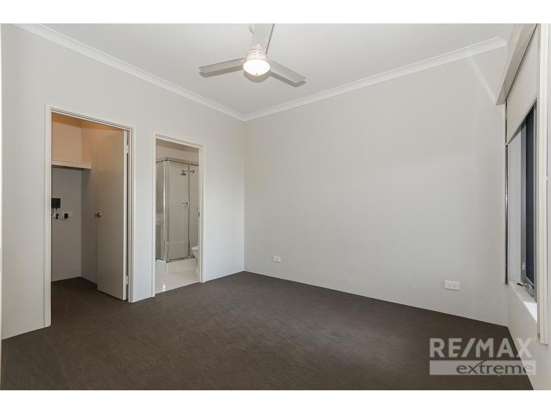 7 Cosmia Grove, Jindalee WA 6036