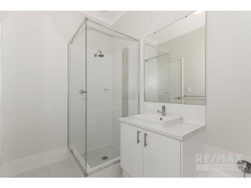 7 Cosmia Grove, Jindalee WA 6036