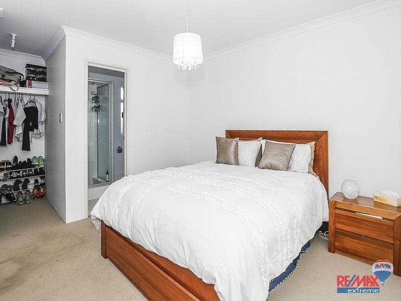 127 Joseph Banks Boulevard, Banksia Grove WA 6031