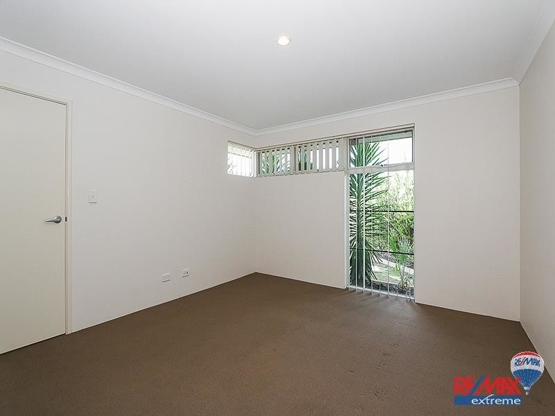 8 Verwood Green, Butler WA 6036