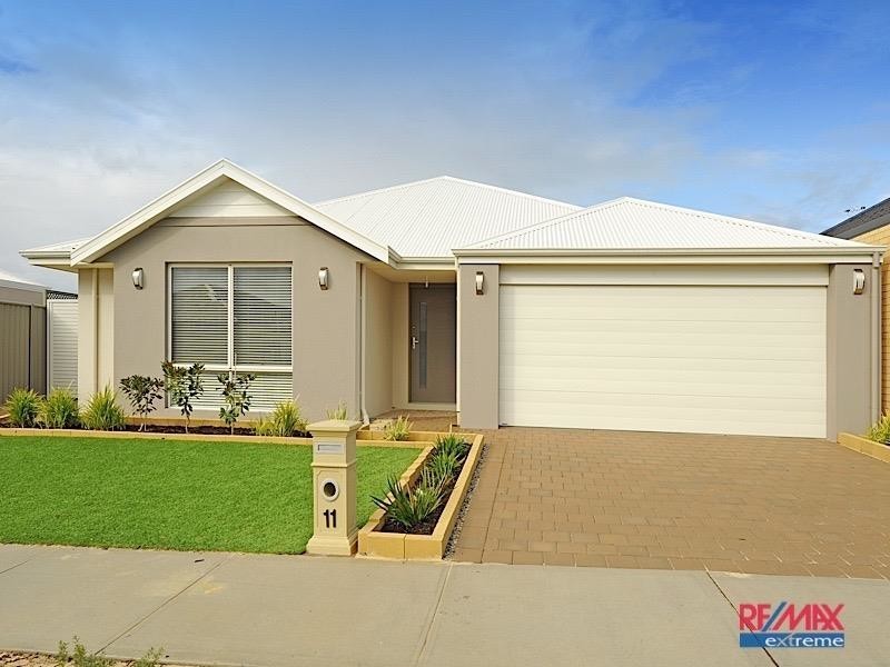 11 Carmine Street, Eglinton WA 6034