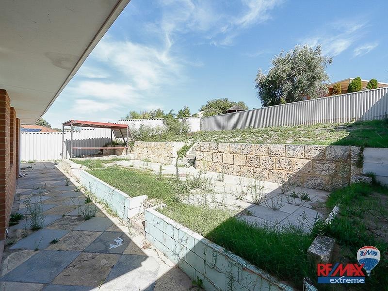 25 Meadow Place, Quinns Rocks WA 6030