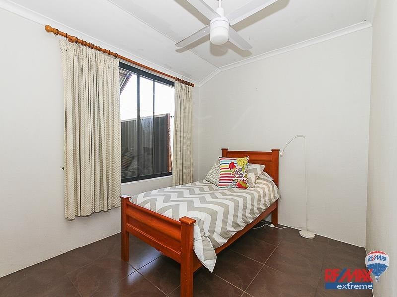 11 Walsall Turn, Hocking WA 6065