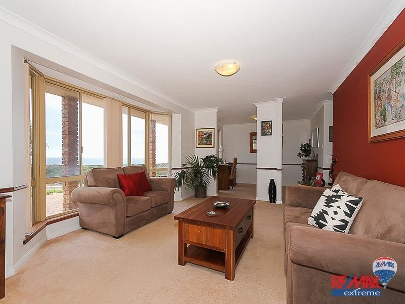 46 Southern Cross Circle, Ocean Reef WA 6027