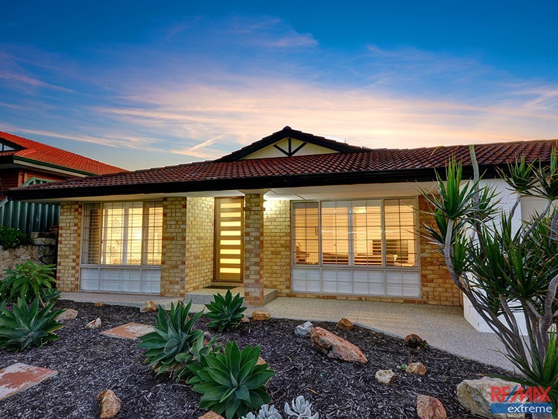 15 Tripoli Mews, Currambine WA 6028