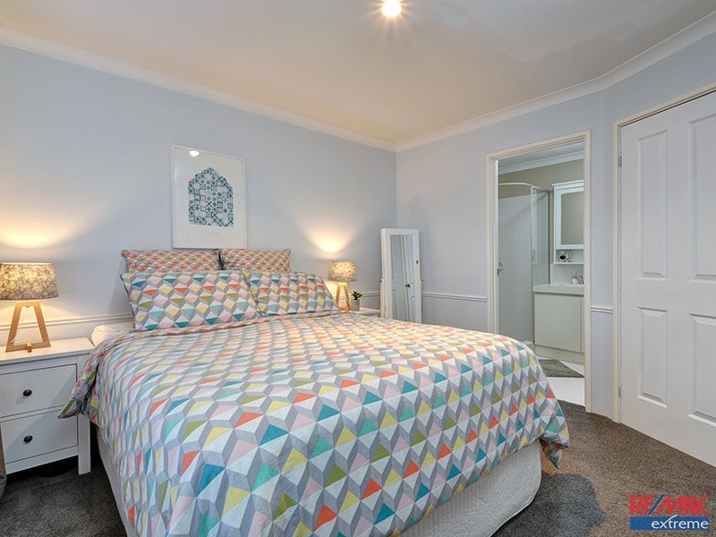 15 Tripoli Mews, Currambine WA 6028