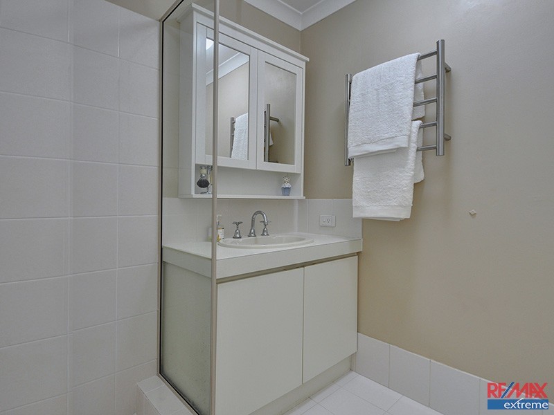 15 Tripoli Mews, Currambine WA 6028