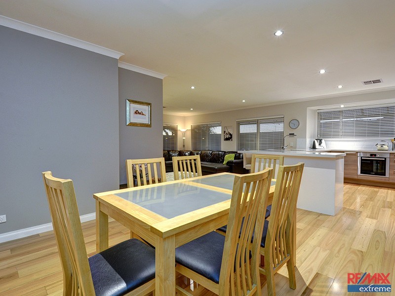 15 Tripoli Mews, Currambine WA 6028