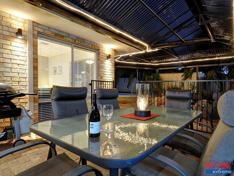 15 Tripoli Mews, Currambine WA 6028