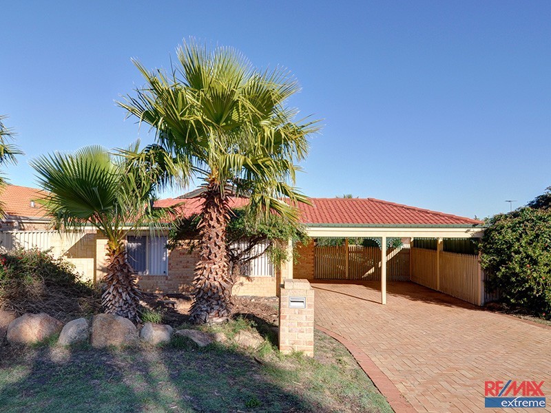 4 Goyder Elbow, Merriwa WA 6030