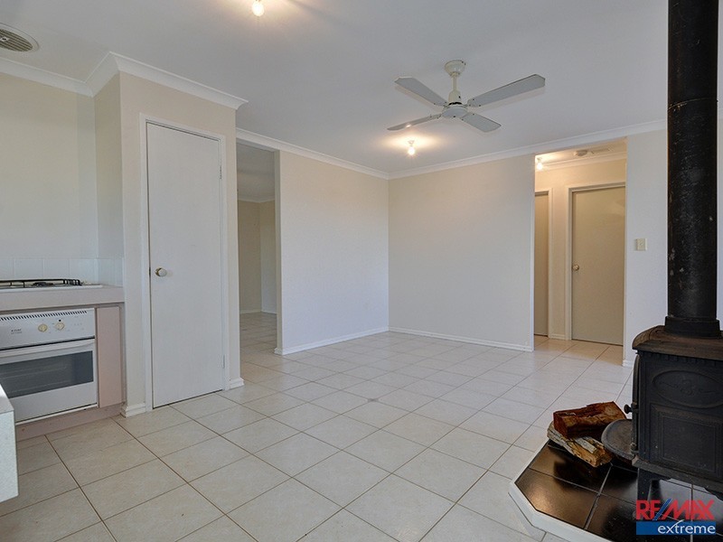 4 Goyder Elbow, Merriwa WA 6030