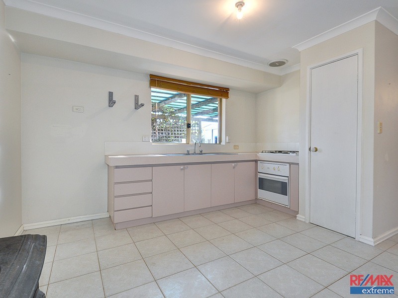 4 Goyder Elbow, Merriwa WA 6030