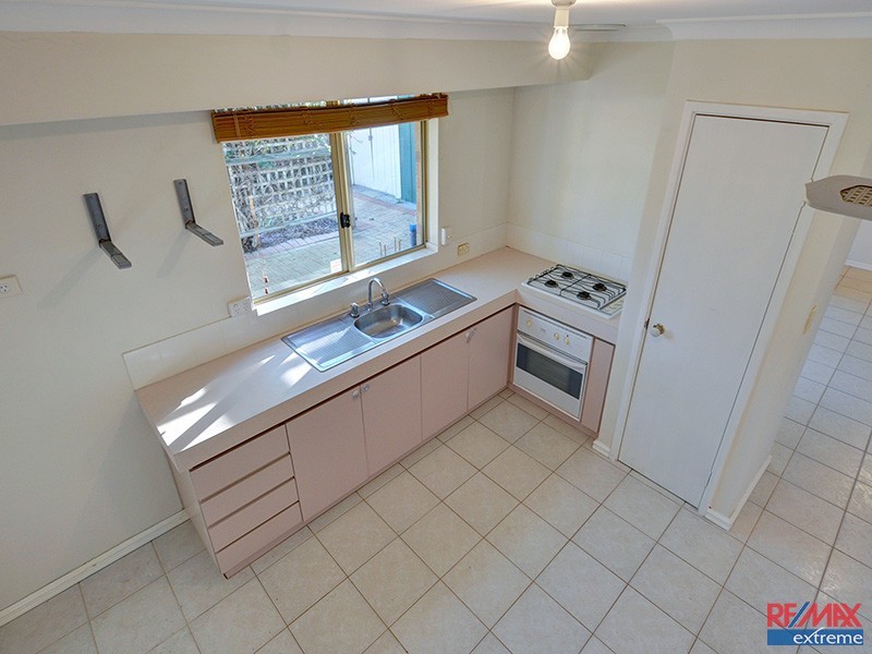 4 Goyder Elbow, Merriwa WA 6030