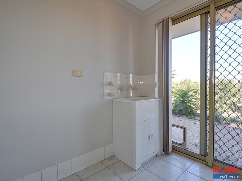 4 Goyder Elbow, Merriwa WA 6030