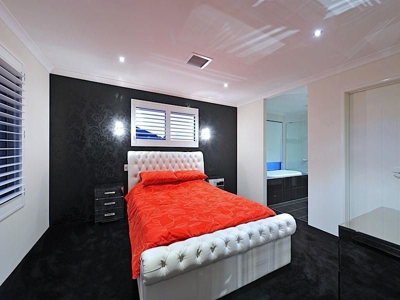 2 Spitfire Avenue, Burns Beach WA 6028