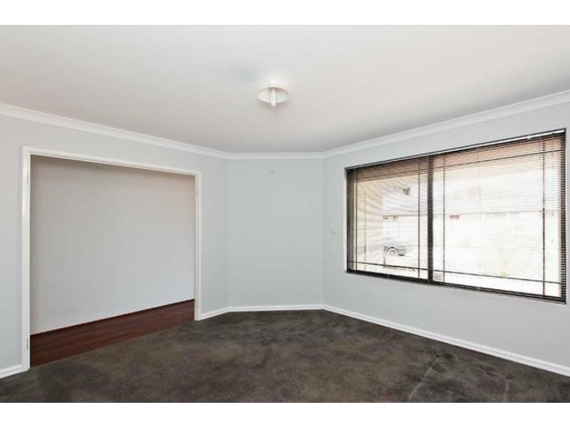 25 Vancouver Parade, Wanneroo WA 6065