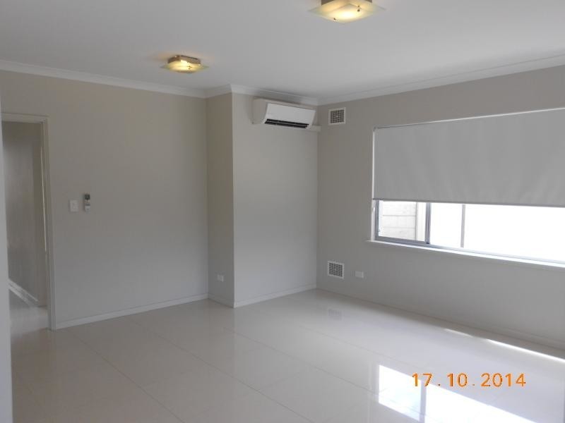 8A Phee Place, Greenwood WA 6024