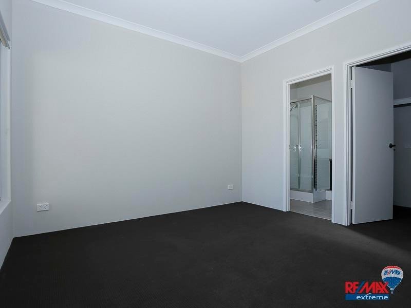 24 Cerise Lane, Eglinton WA 6034