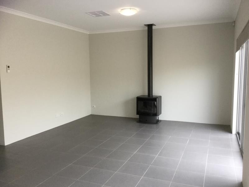 24 Cerise Lane, Eglinton WA 6034