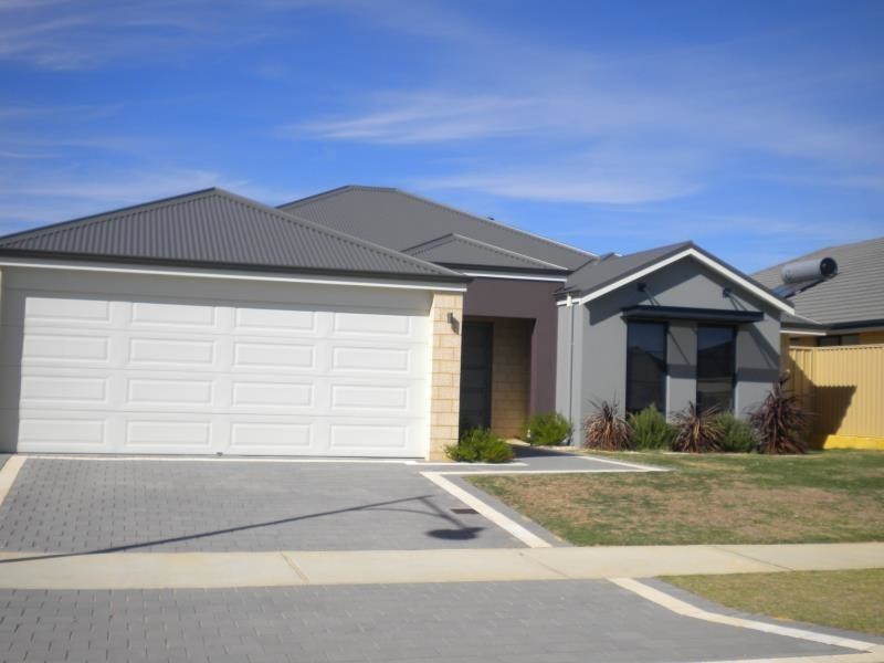 9 Polo Way, Butler WA 6036