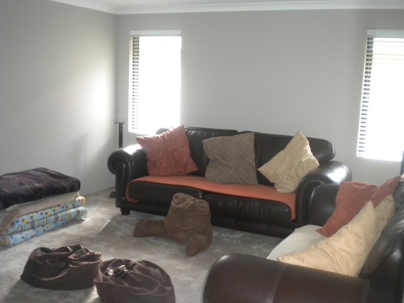 9 Polo Way, Butler WA 6036