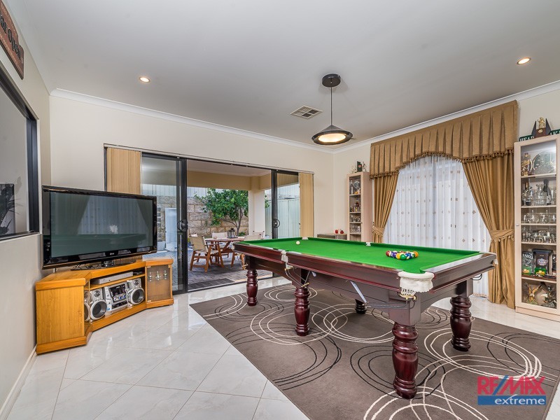 73 Regency Avenue, Madeley WA 6065